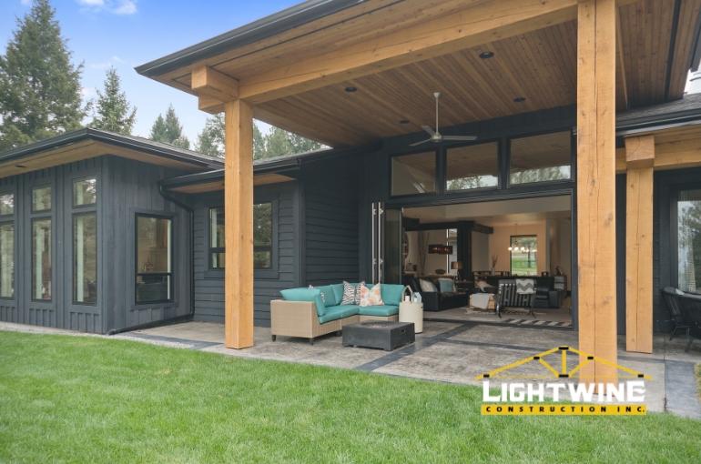 Maximizing Privacy in Outdoor Living Spaces